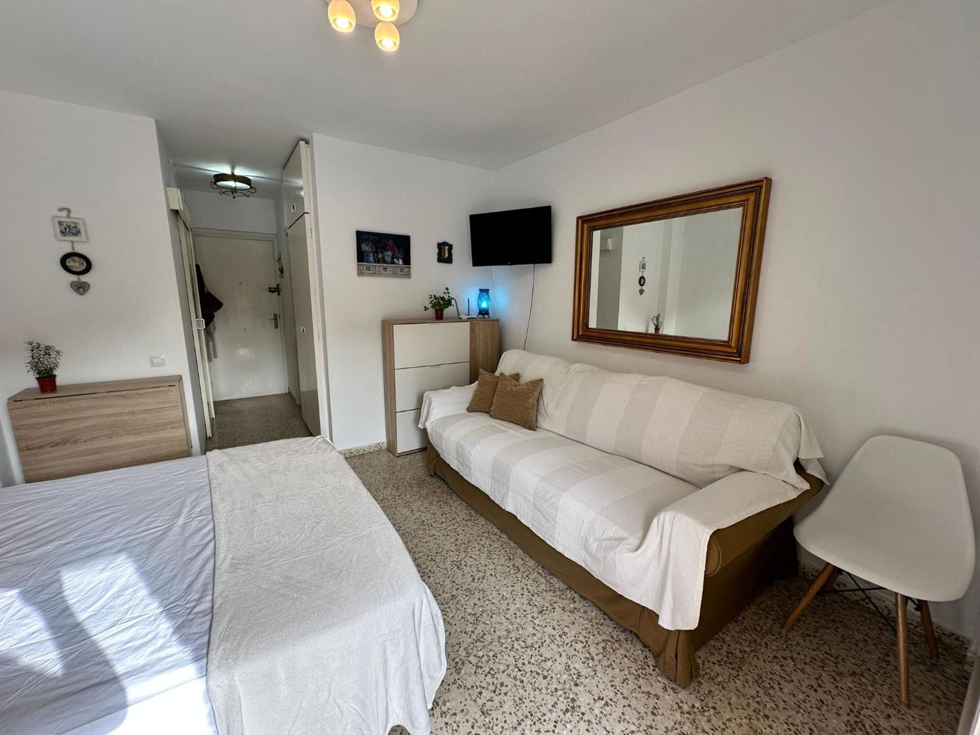 Acogedor Estudio Con Piscina Y Vistas Al Mar Benalmádena Buitenkant foto